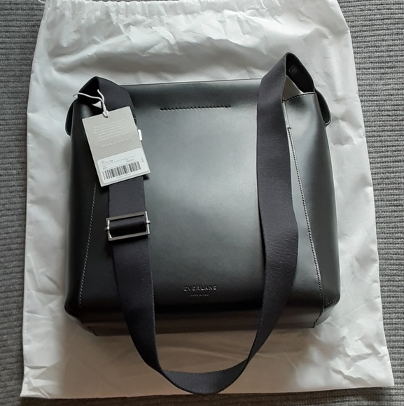 Everlane Bags Everlane The Form Bag Black Leather Shoulder Cross Body Bag Nwt 235 Poshmark